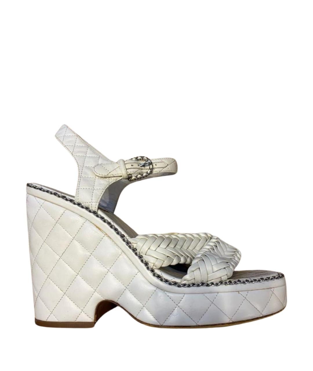 CHANEL Белые кожаные босоножки, фото 1