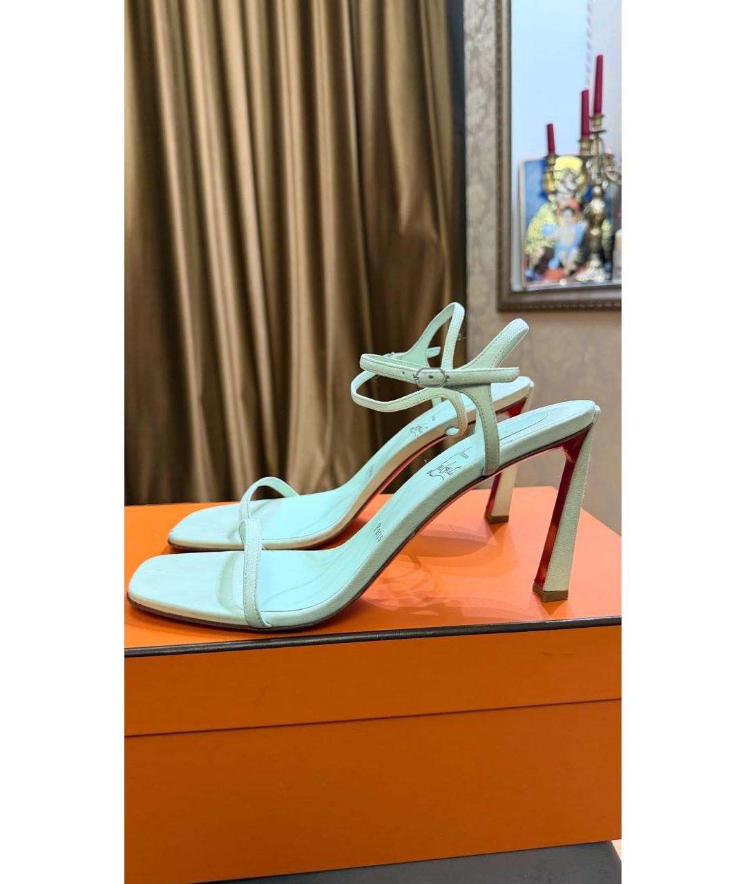 CHRISTIAN LOUBOUTIN Салатовые замшевые босоножки, фото 7