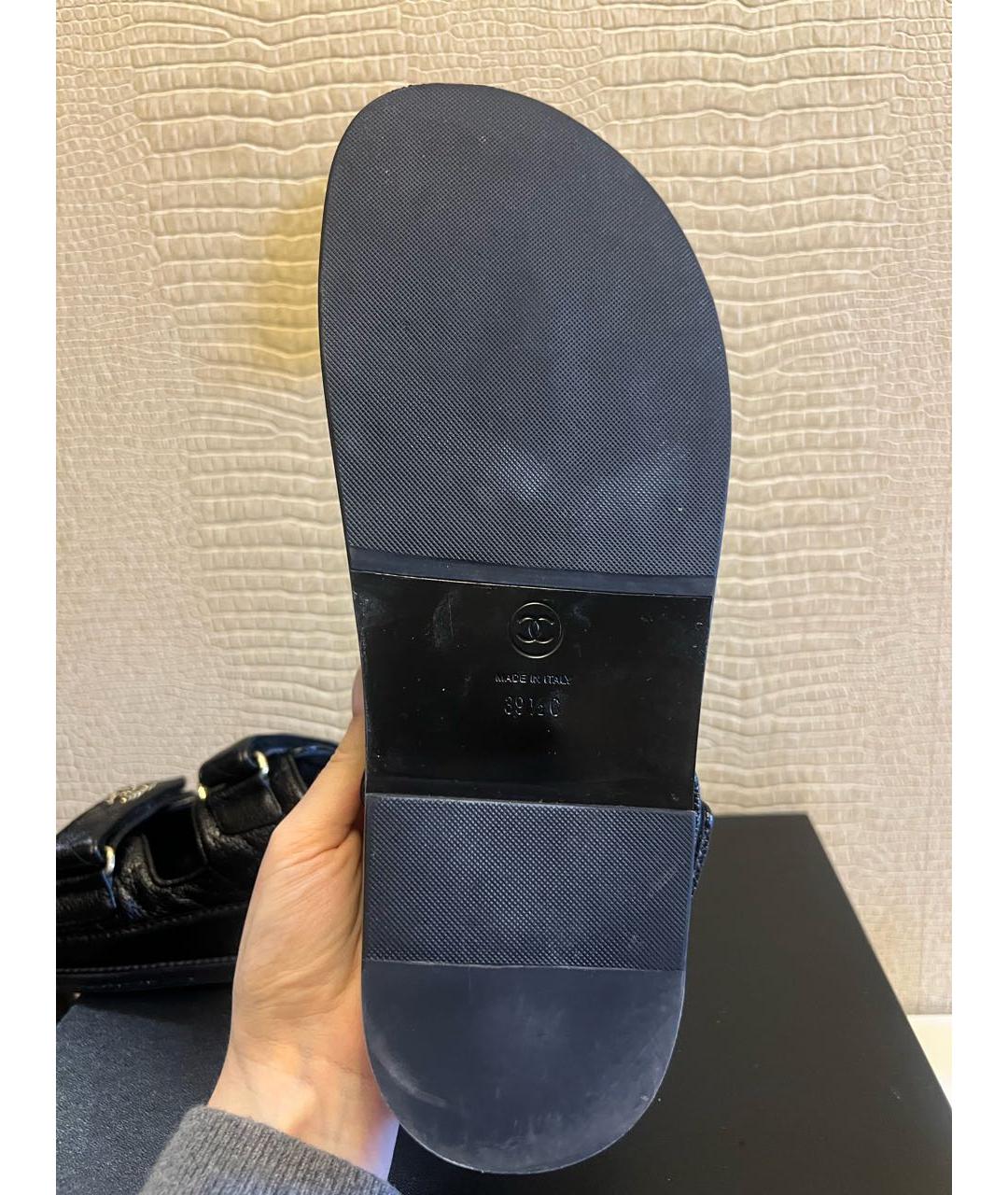 CHANEL Черные кожаные сандалии, фото 5