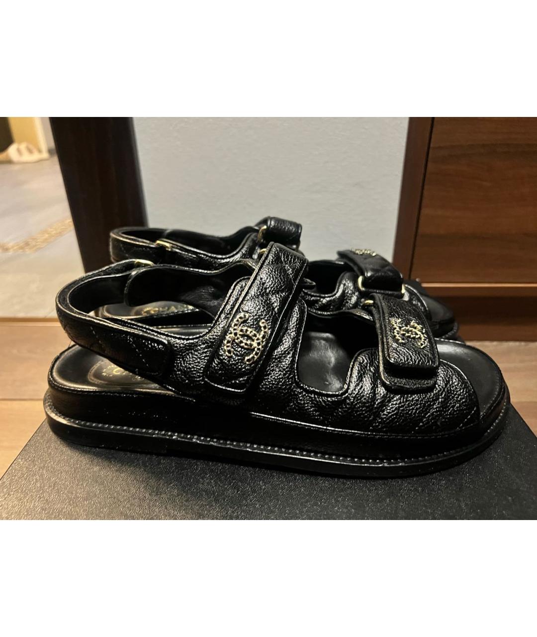 CHANEL Черные кожаные сандалии, фото 7