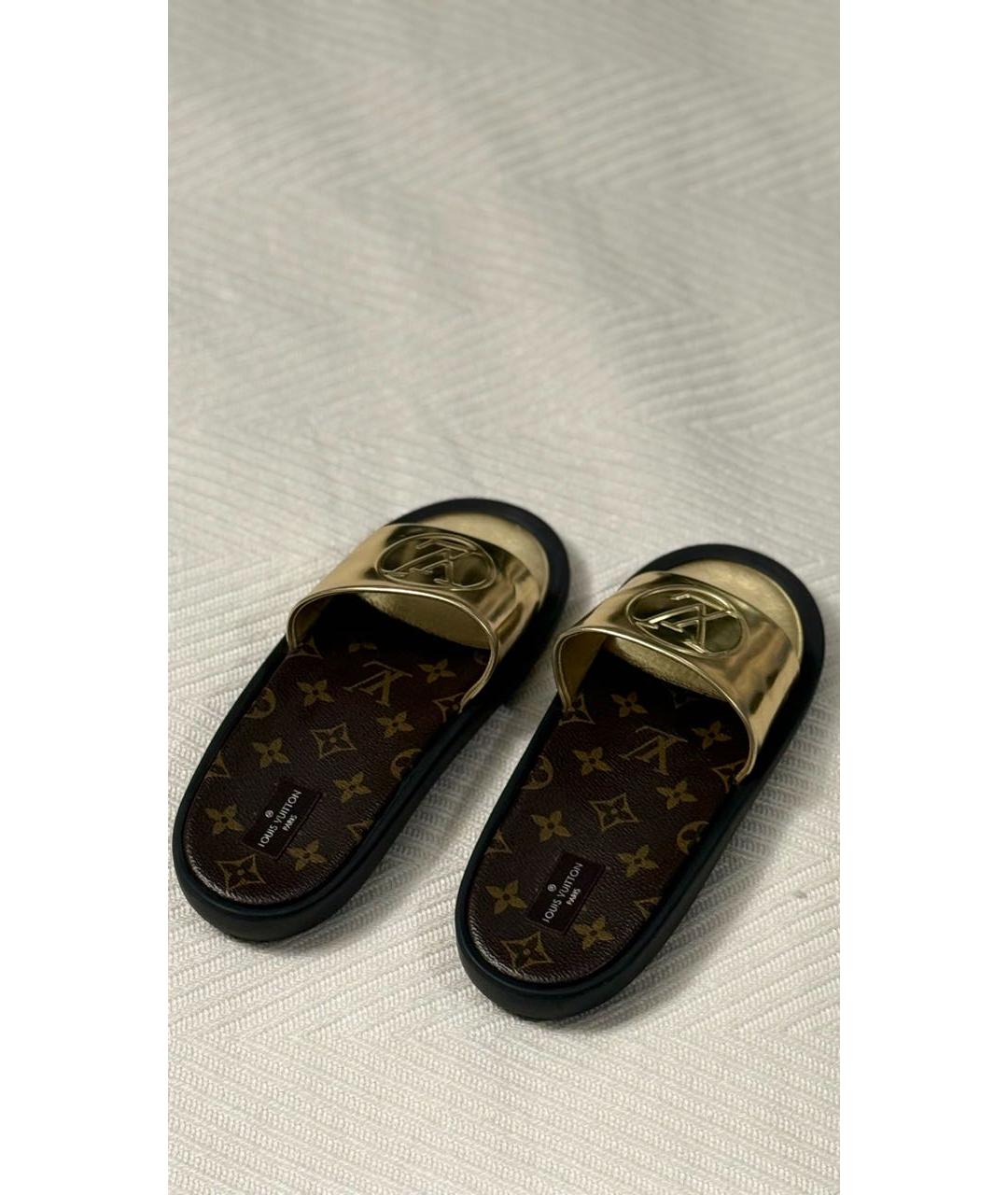 LOUIS VUITTON Золотые кожаные шлепанцы, фото 5