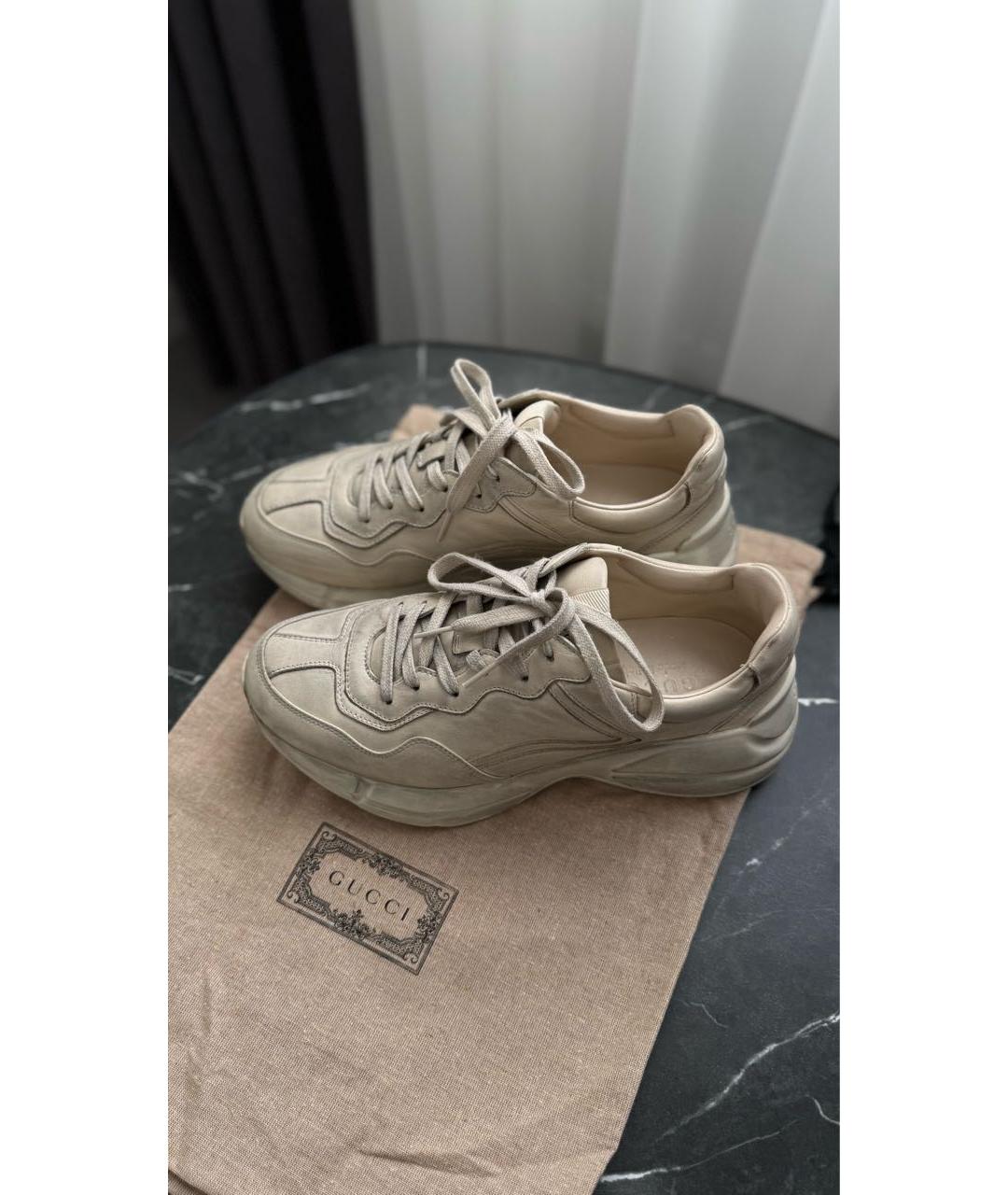 GUCCI Бежевые кожаные низкие кроссовки / кеды, фото 2