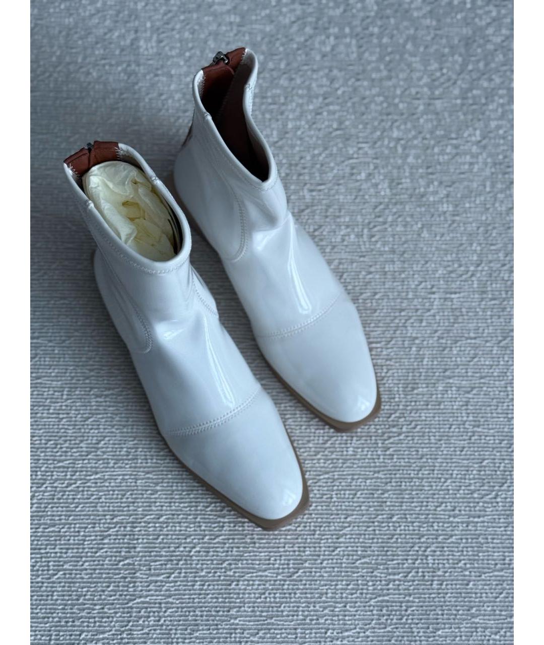 FENDI Белые ботильоны из лакированной кожи, фото 2