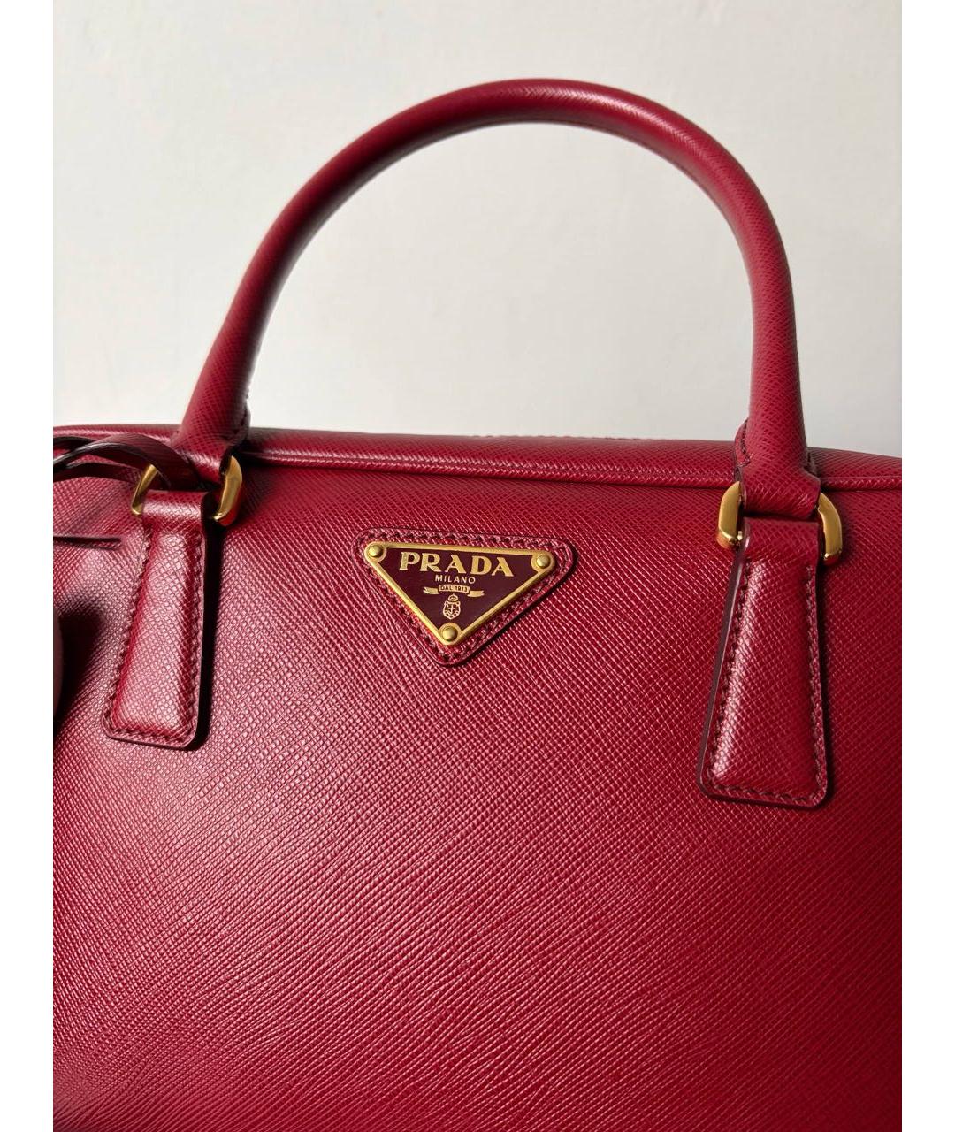 PRADA Бордовая кожаная сумка с короткими ручками, фото 8
