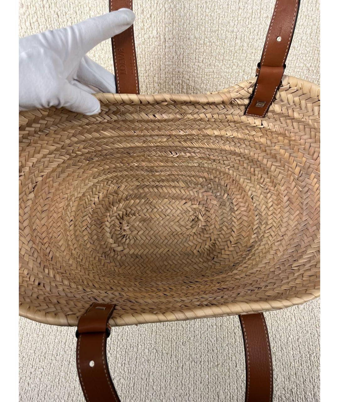LOEWE Бежевая пелетеная сумка с короткими ручками, фото 5