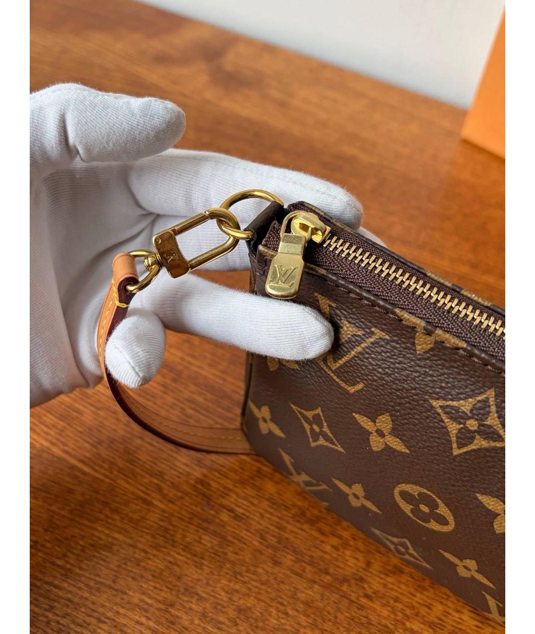 LOUIS VUITTON Коричневая сумка с короткими ручками, фото 8