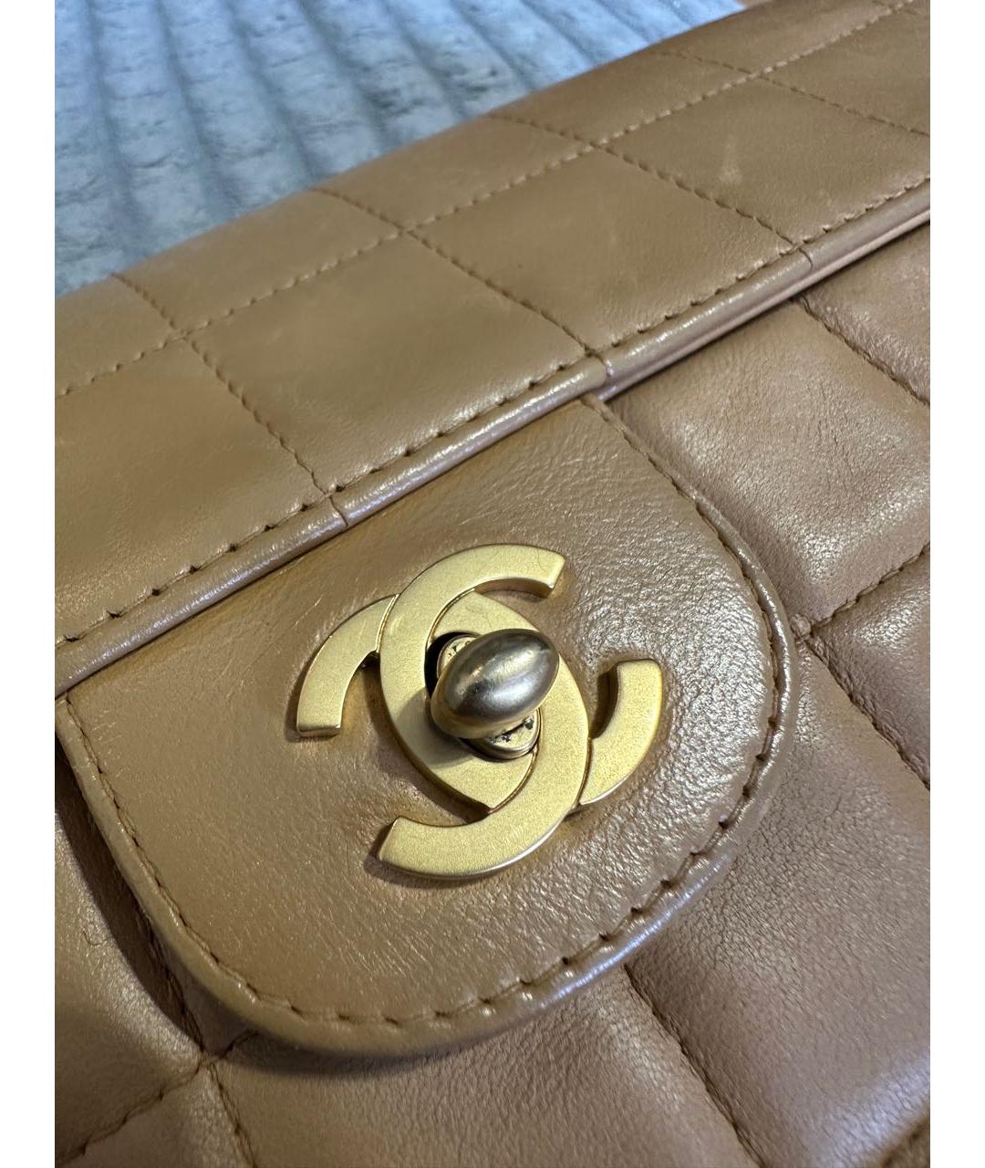 CHANEL Бежевая кожаная сумка через плечо, фото 7