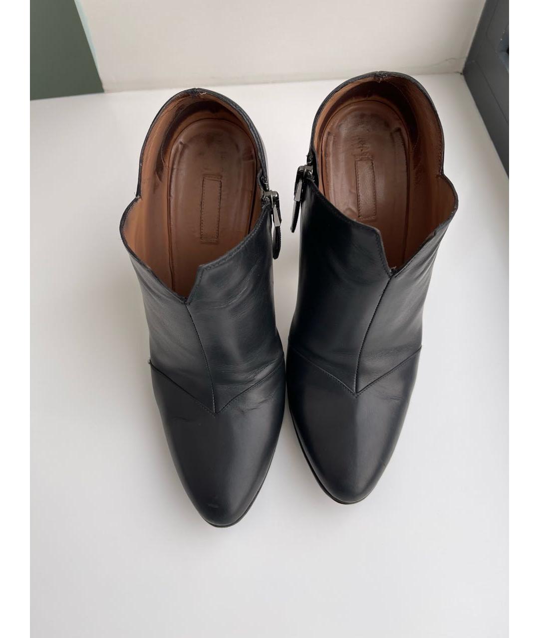 ALAIA Черные кожаные ботильоны, фото 2