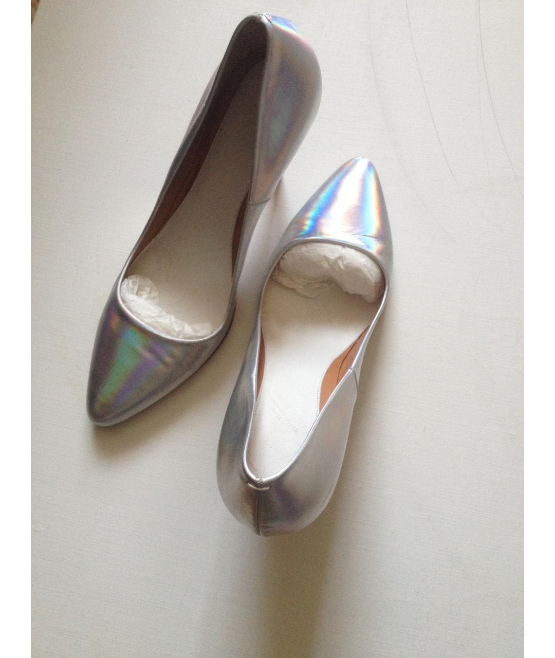 MAISON MARGIELA Серебряные кожаные лодочки на низком каблуке, фото 4