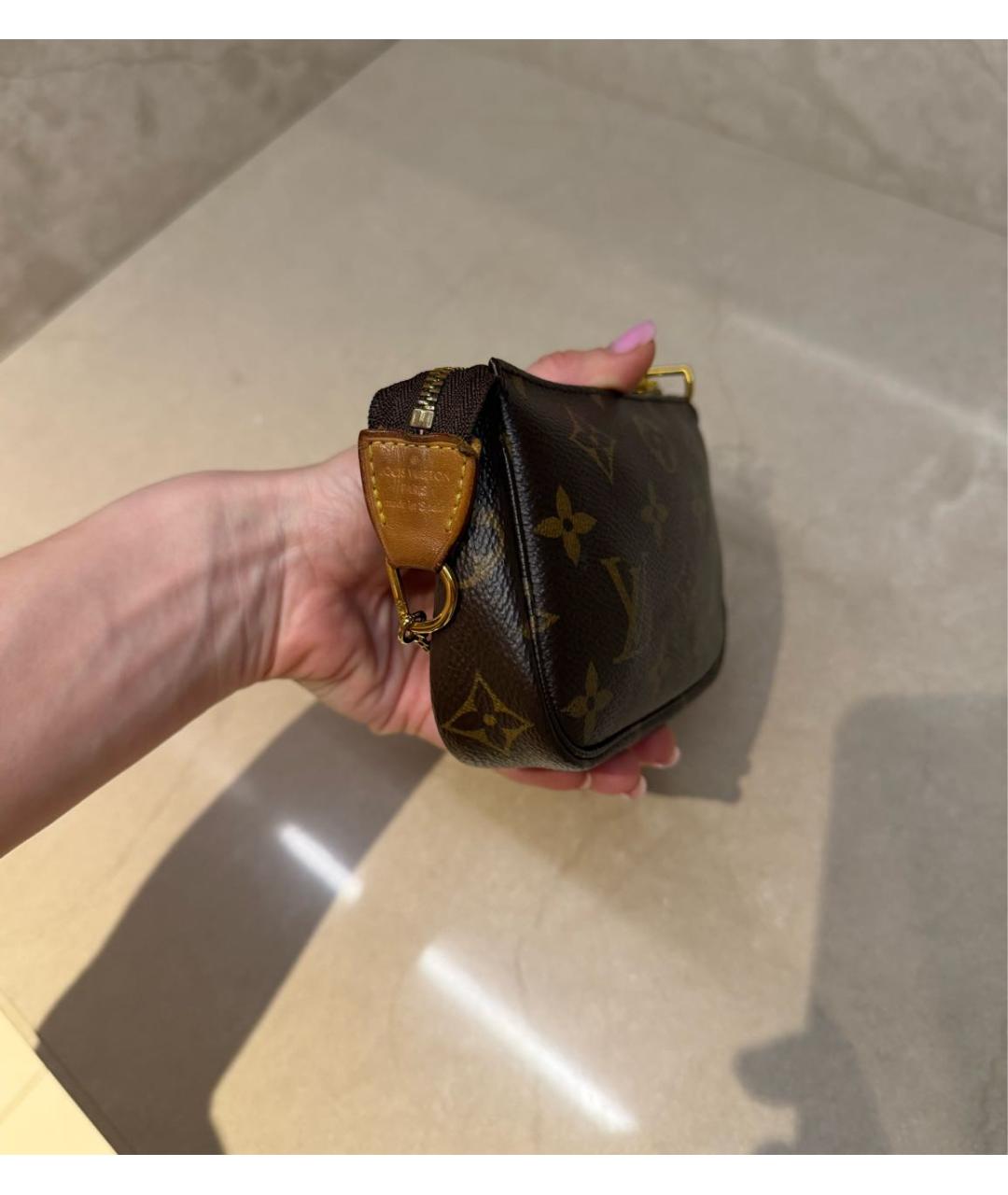 LOUIS VUITTON Коричневая сумка с короткими ручками, фото 4