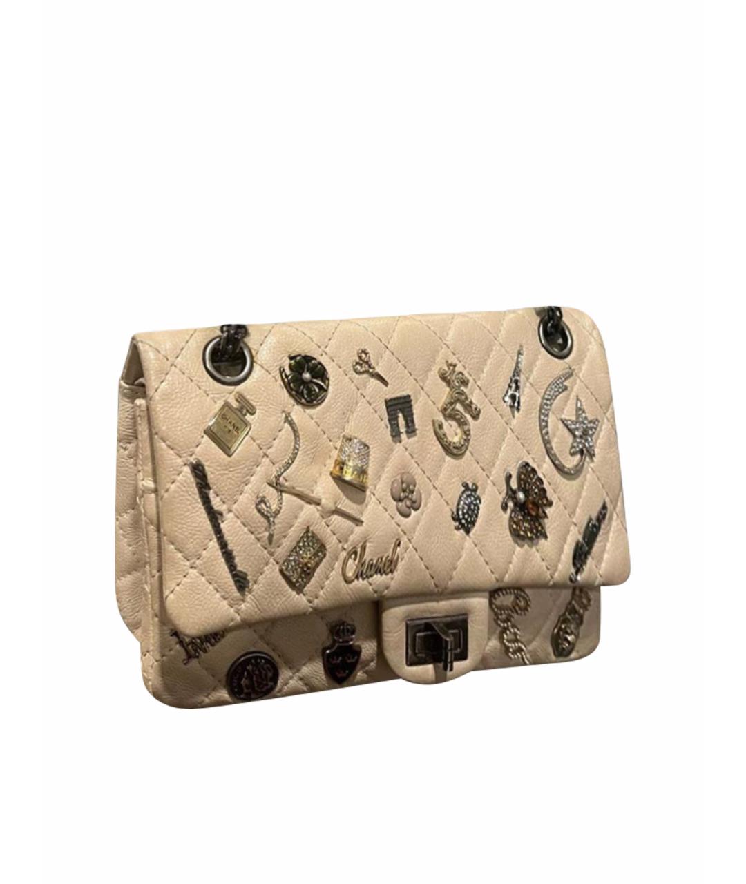 CHANEL Бежевая кожаная сумка с короткими ручками, фото 1