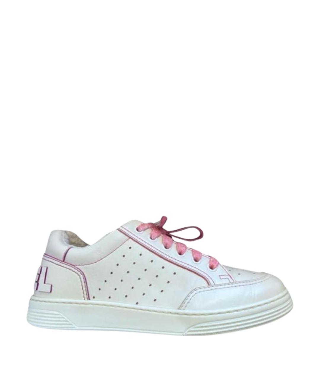 CHANEL Белые кожаные кеды, фото 1