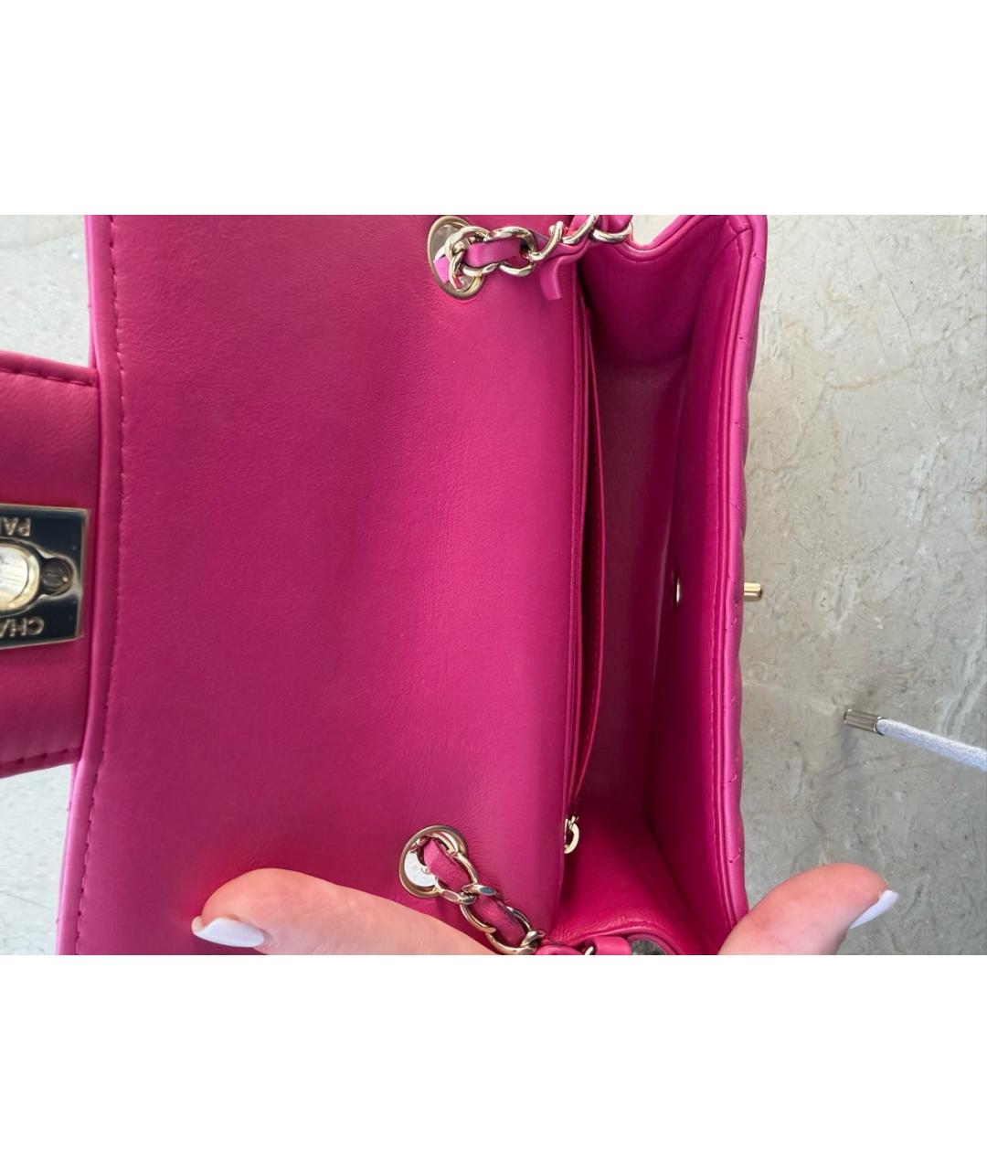 CHANEL Фуксия кожаная сумка через плечо, фото 4