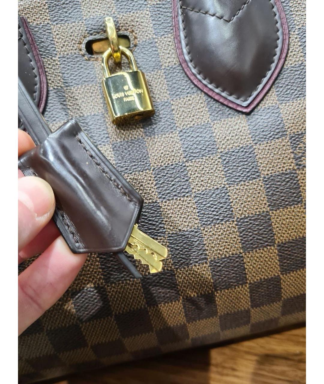 LOUIS VUITTON Коричневая кожаная сумка с короткими ручками, фото 8