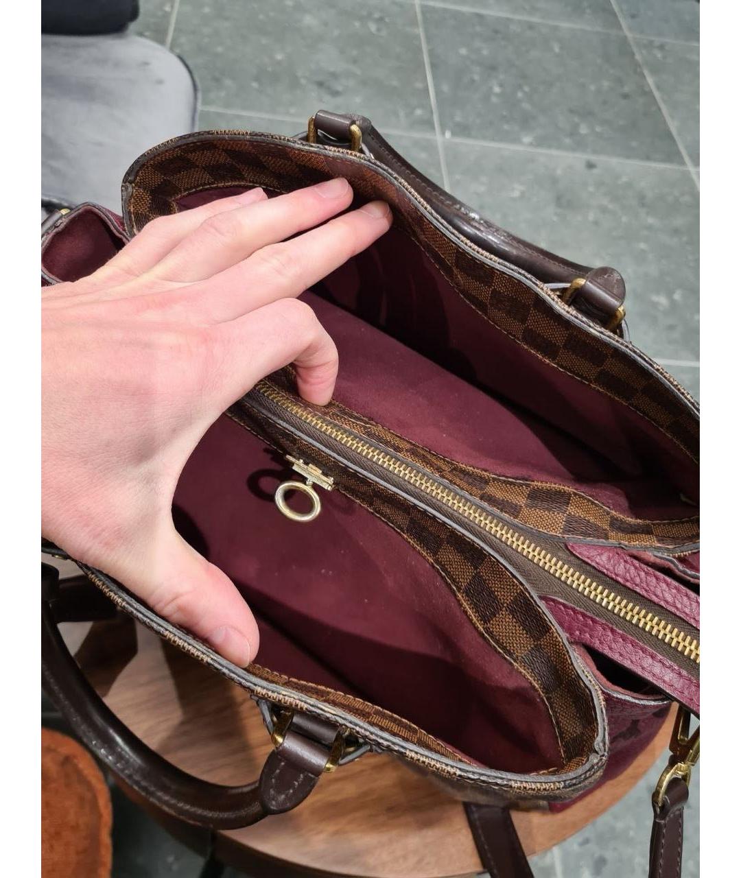 LOUIS VUITTON Коричневая кожаная сумка с короткими ручками, фото 4