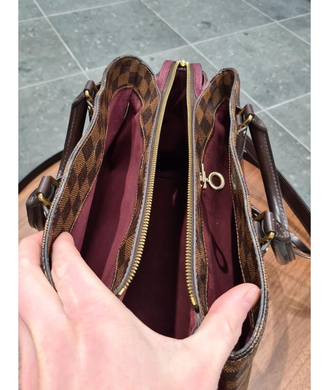 LOUIS VUITTON Коричневая кожаная сумка с короткими ручками, фото 3