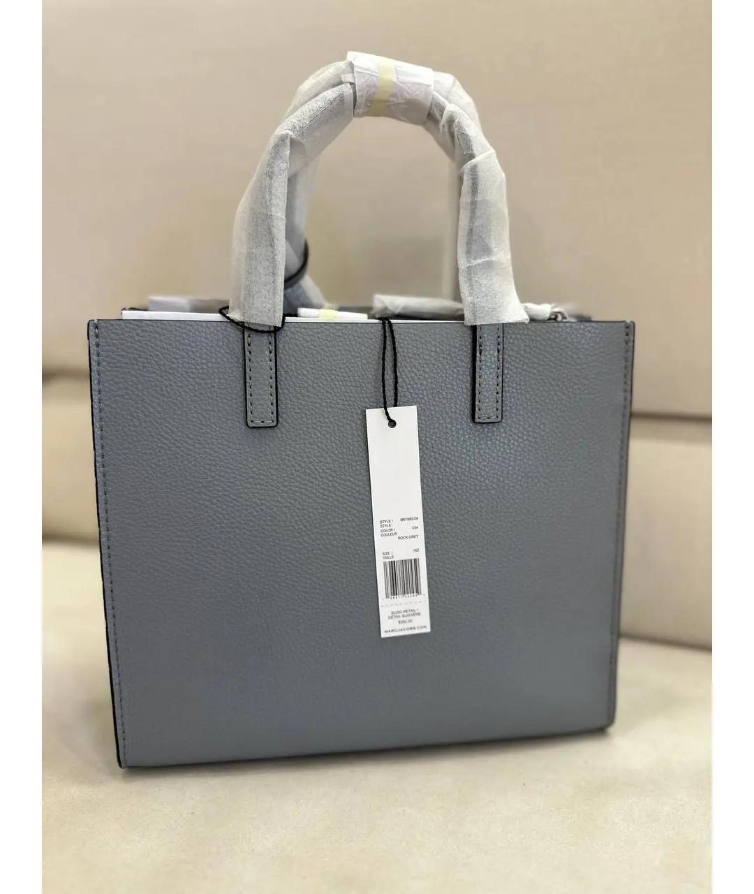 MARC JACOBS Серая кожаная сумка с короткими ручками, фото 2