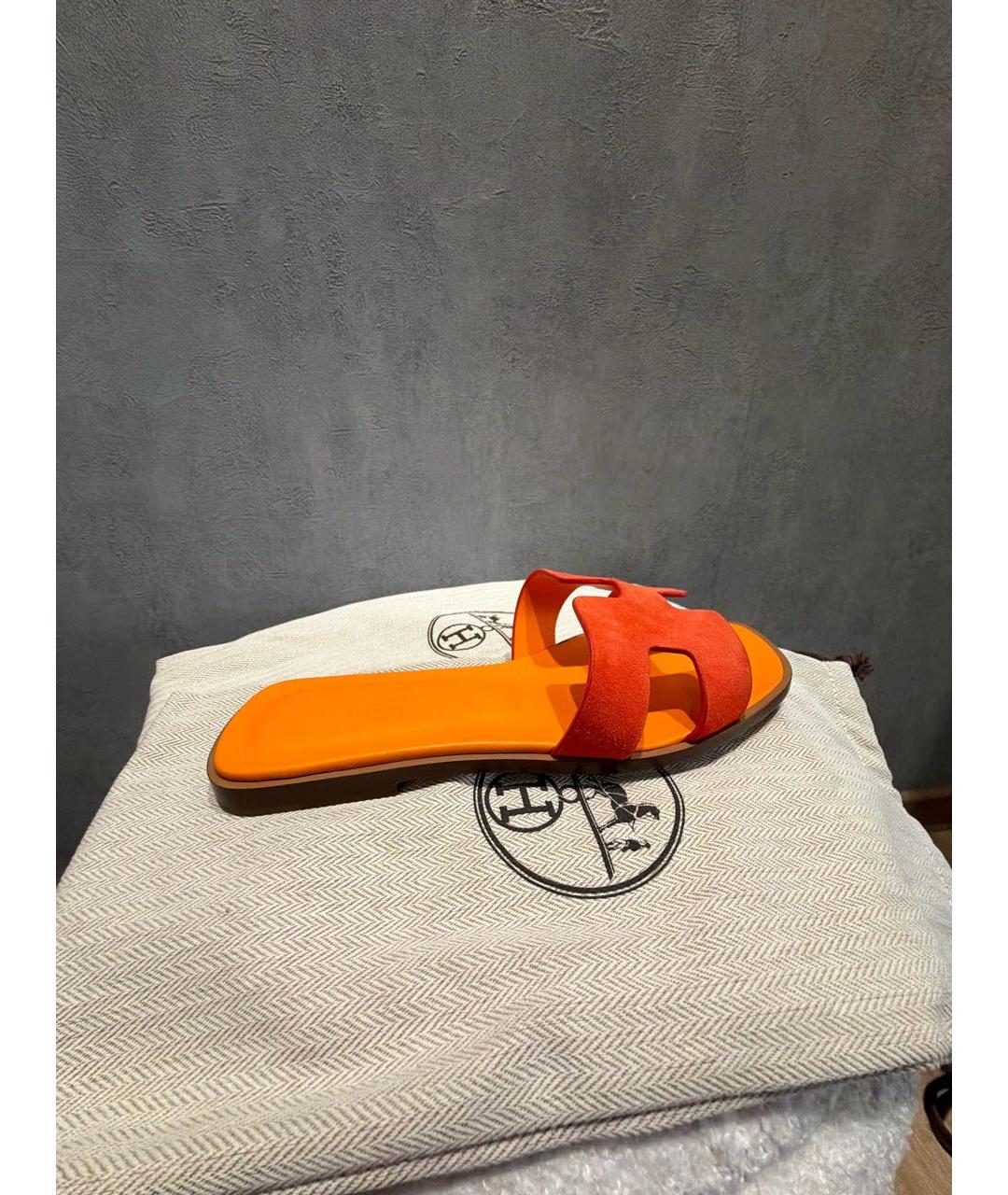 HERMES Оранжевое замшевые шлепанцы, фото 7