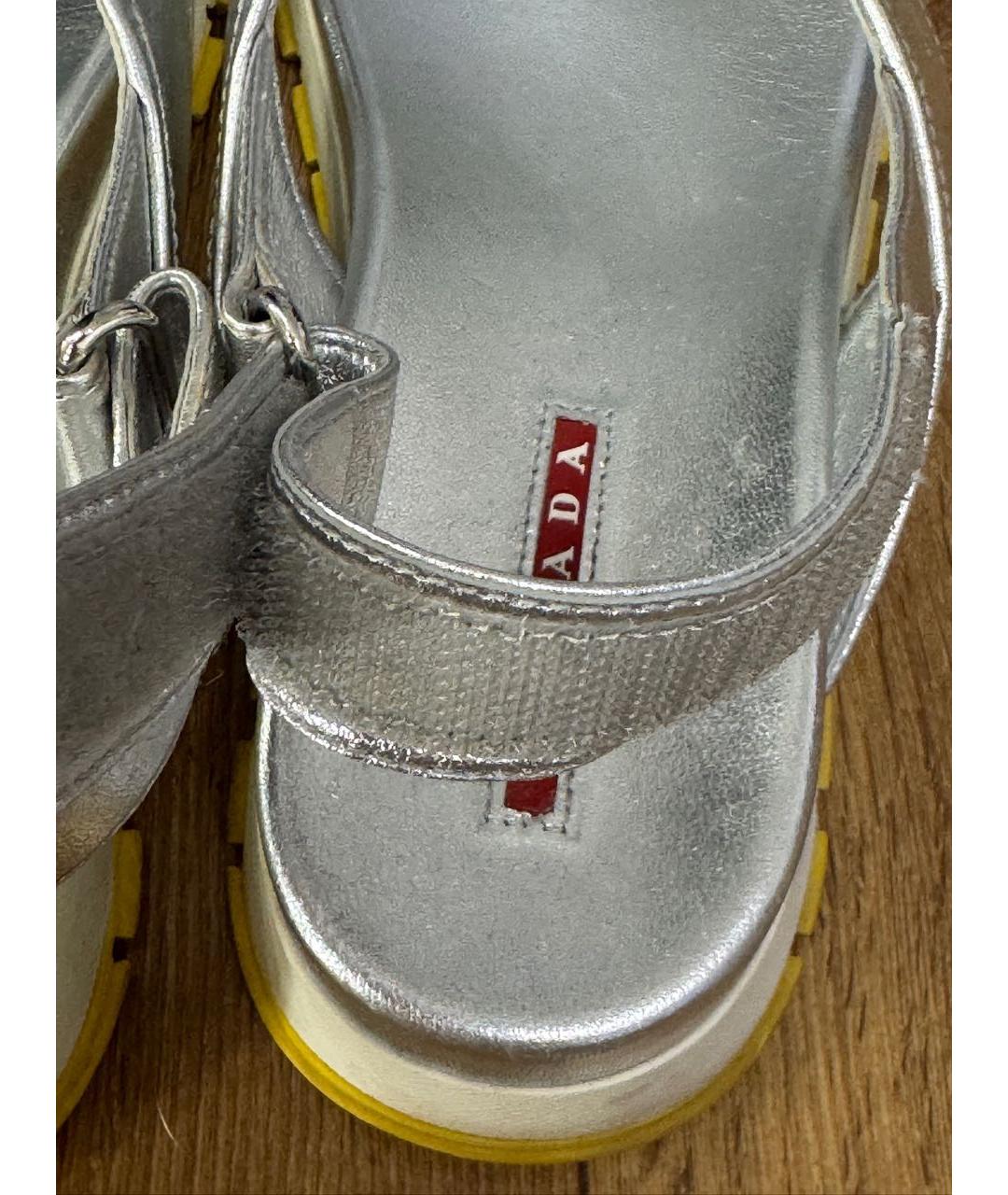 PRADA Серебряные кожаные босоножки, фото 4