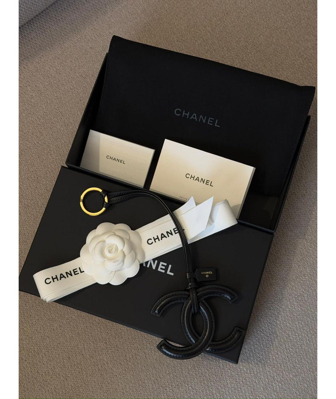CHANEL Черный брелок, фото 3
