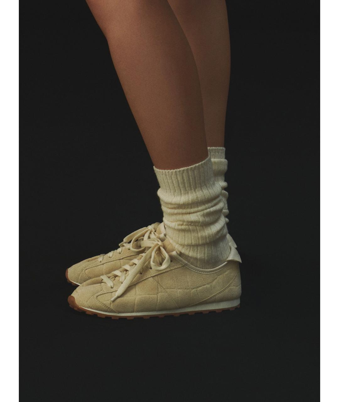 JACQUEMUS Бежевые кожаные кроссовки, фото 2