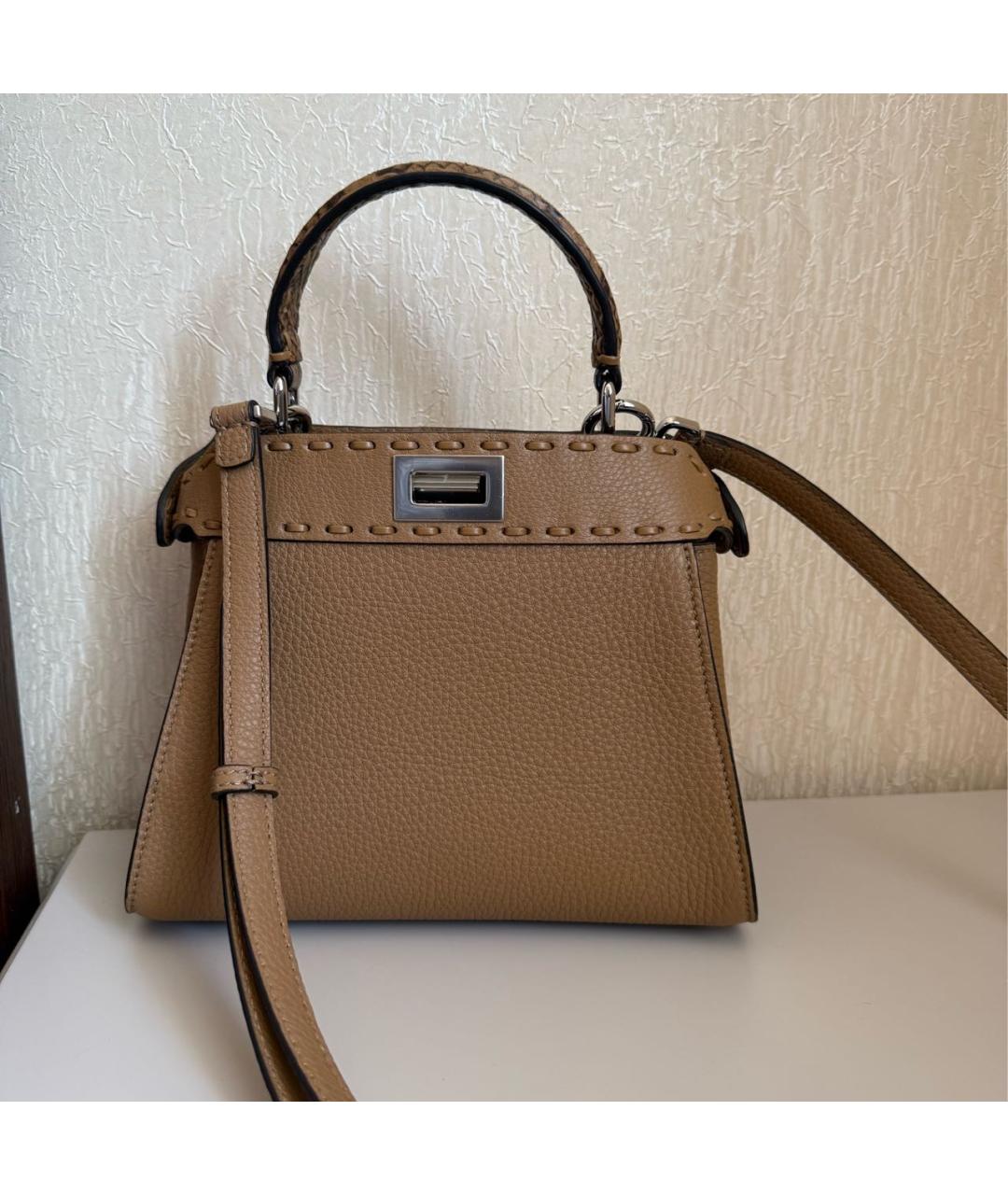 FENDI Бежевая кожаная сумка через плечо, фото 5