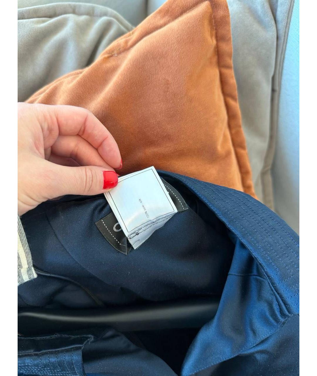 CHANEL Темно-синее шелковое коктейльное платье, фото 3