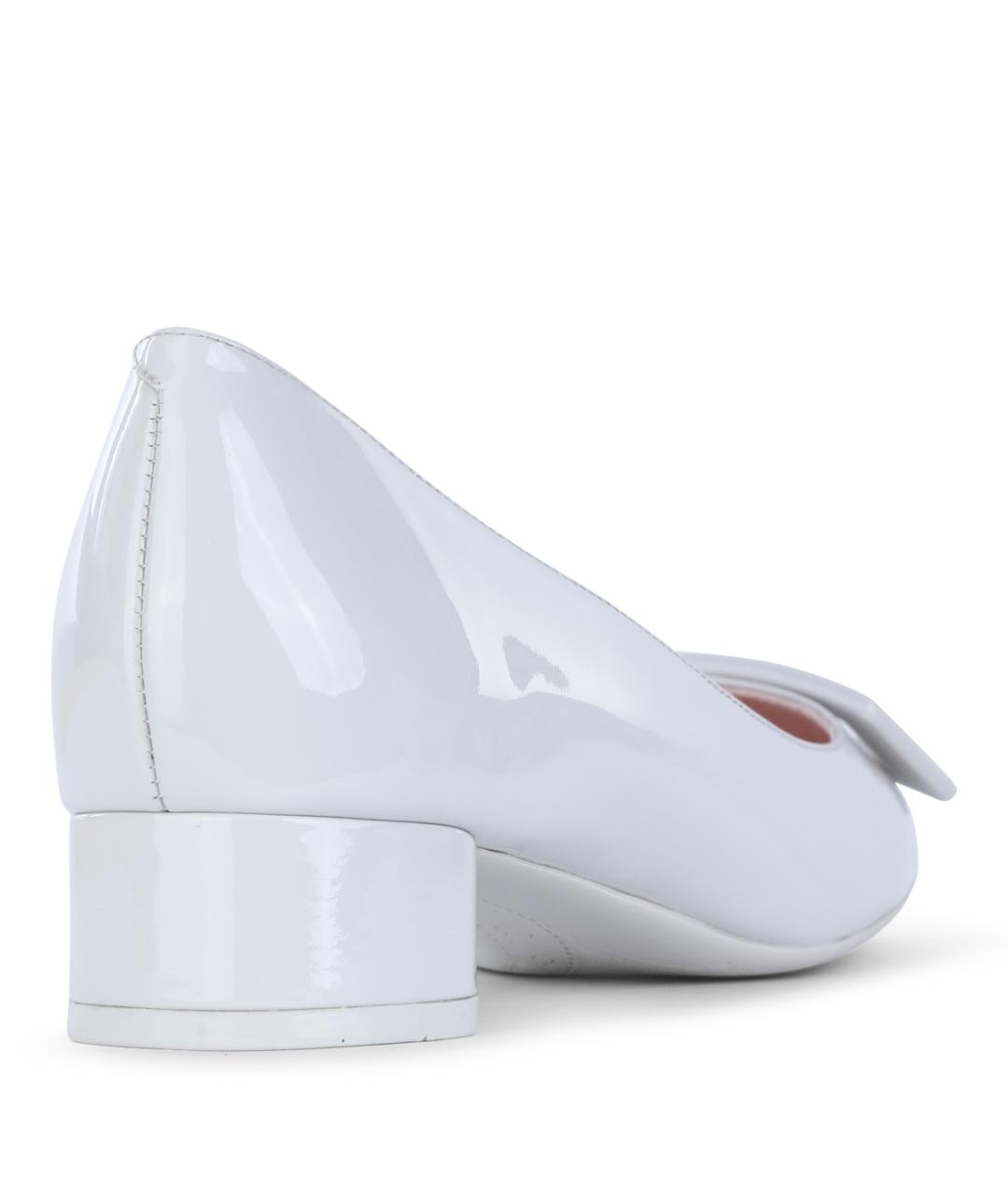 ROGER VIVIER Белые туфли из лакированной кожи, фото 3