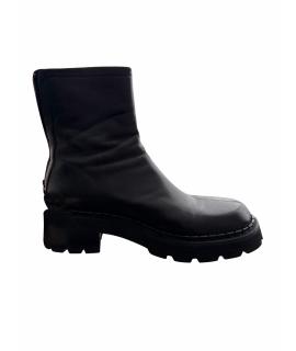 BY FAR Ботинки