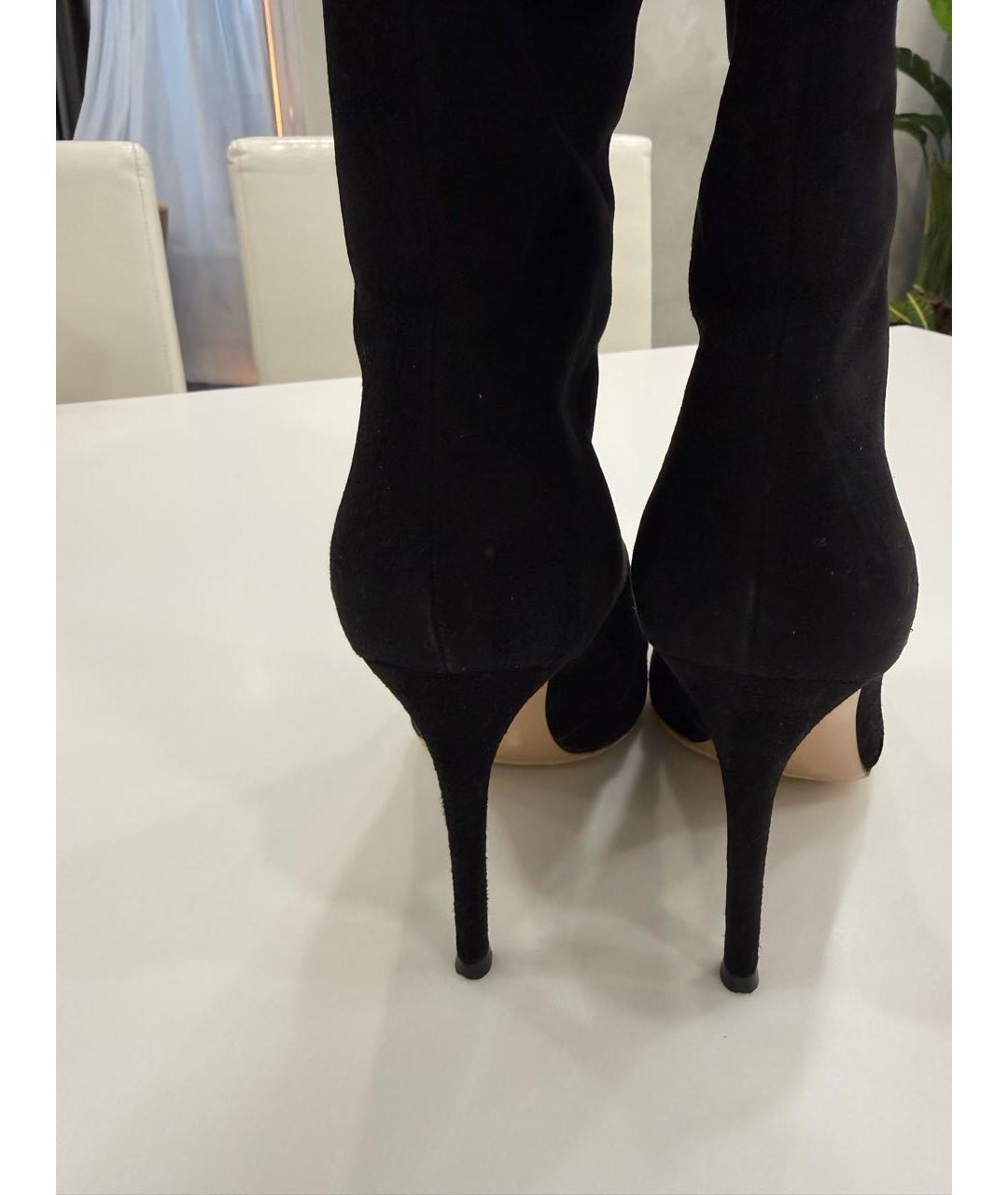 GIANVITO ROSSI Черные замшевые ботфорты, фото 4