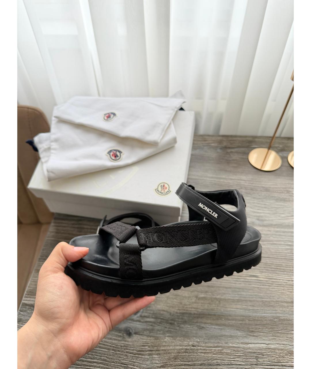 MONCLER Черные текстильные босоножки, фото 4