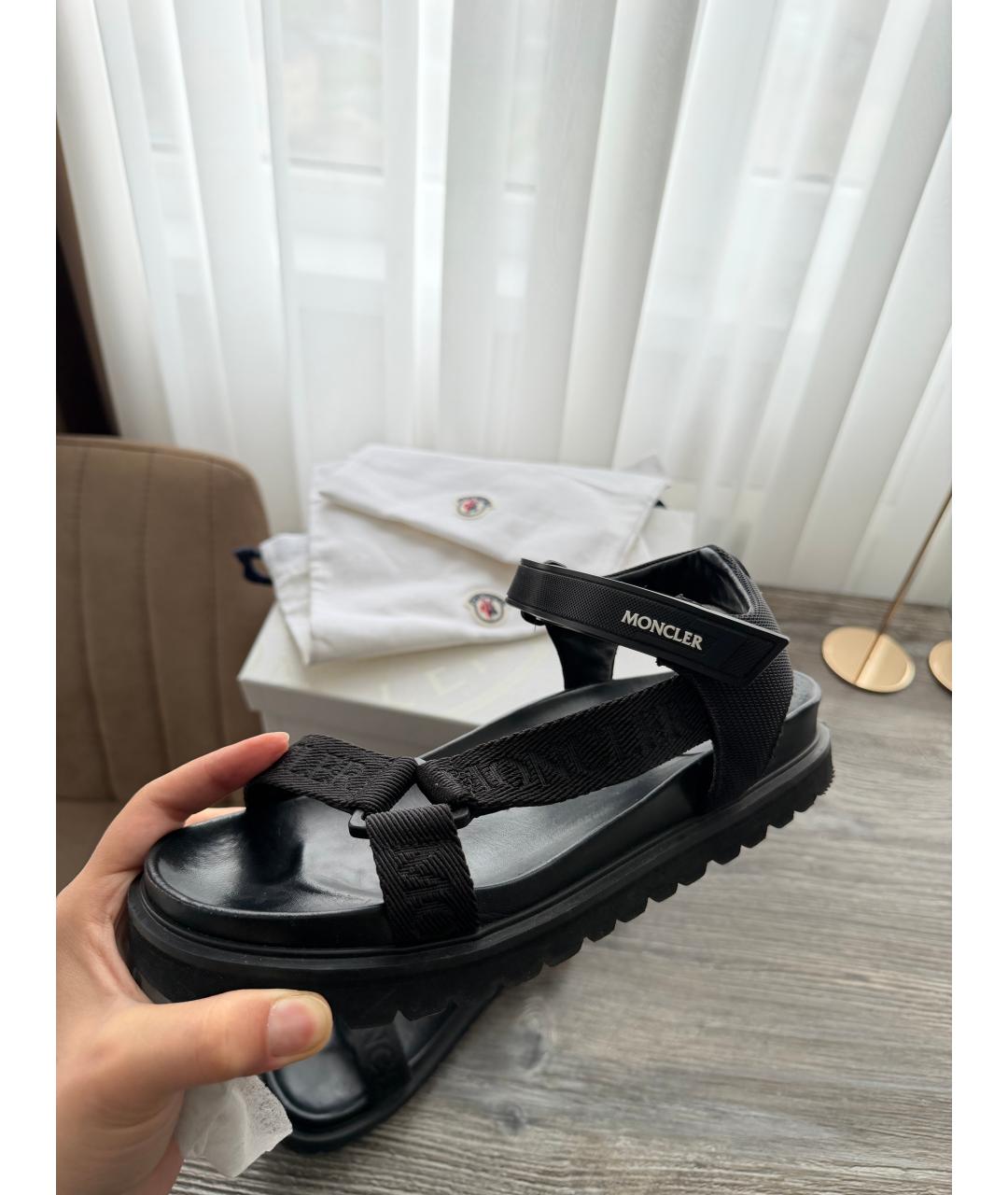 MONCLER Черные текстильные босоножки, фото 3