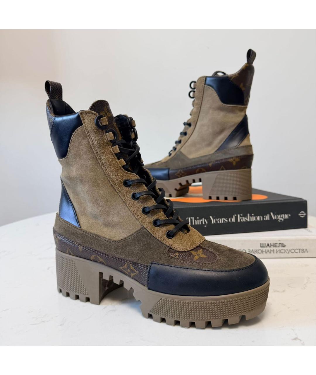 LOUIS VUITTON Коричневые замшевые ботинки, фото 4