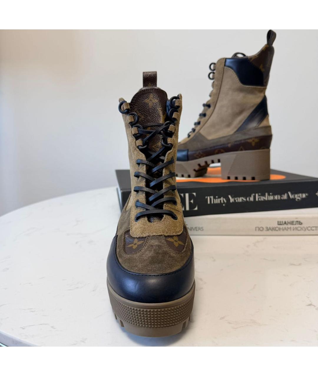 LOUIS VUITTON Коричневые замшевые ботинки, фото 2