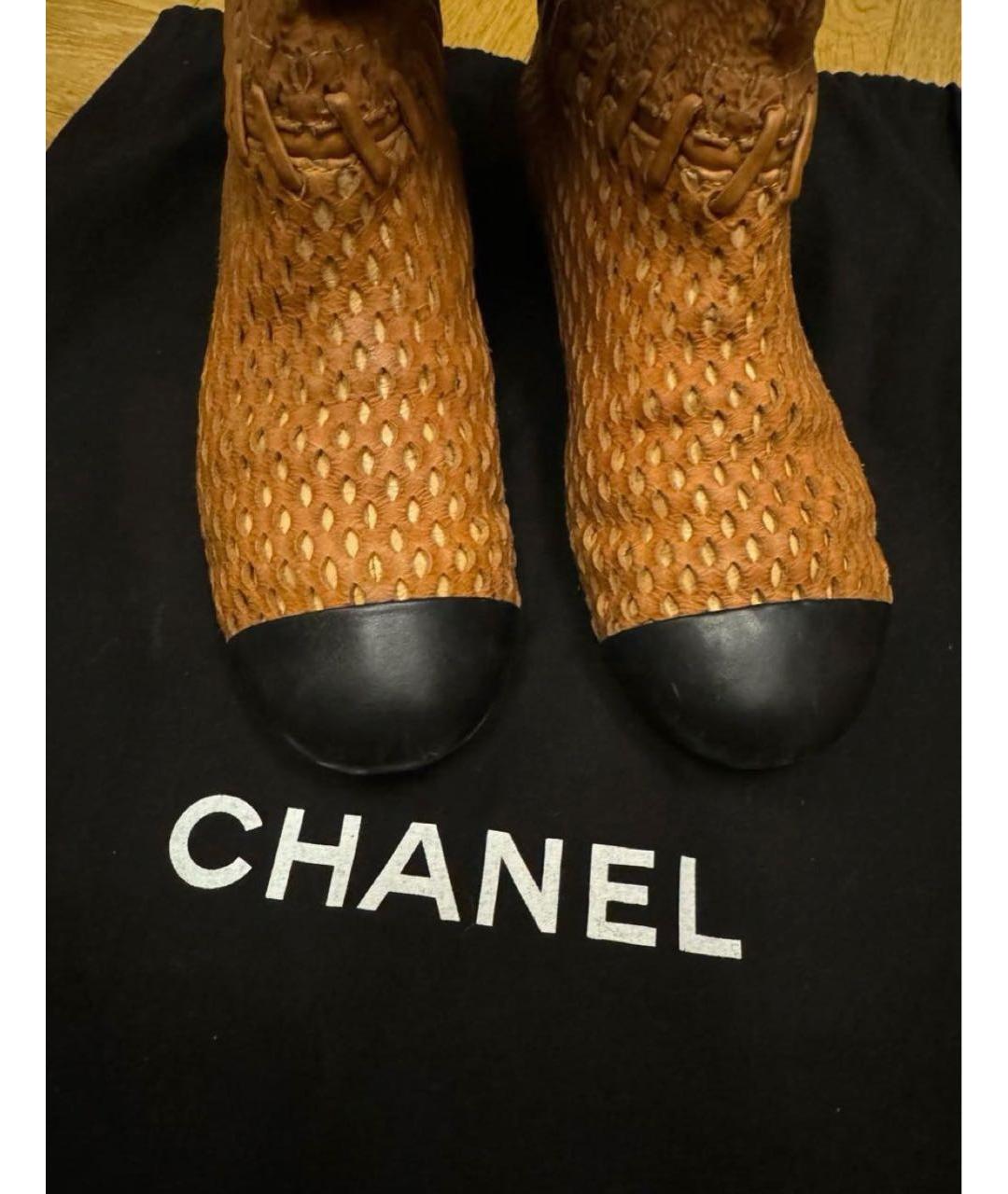 CHANEL Бежевые кожаные сапоги, фото 3