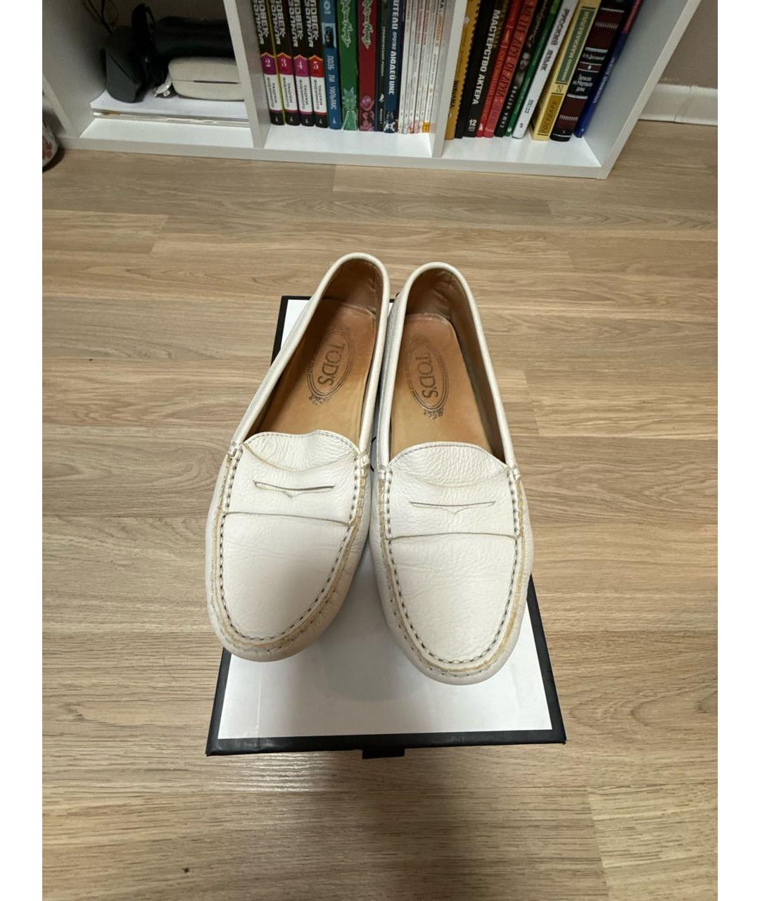 TOD'S Белые кожаные мокасины, фото 2
