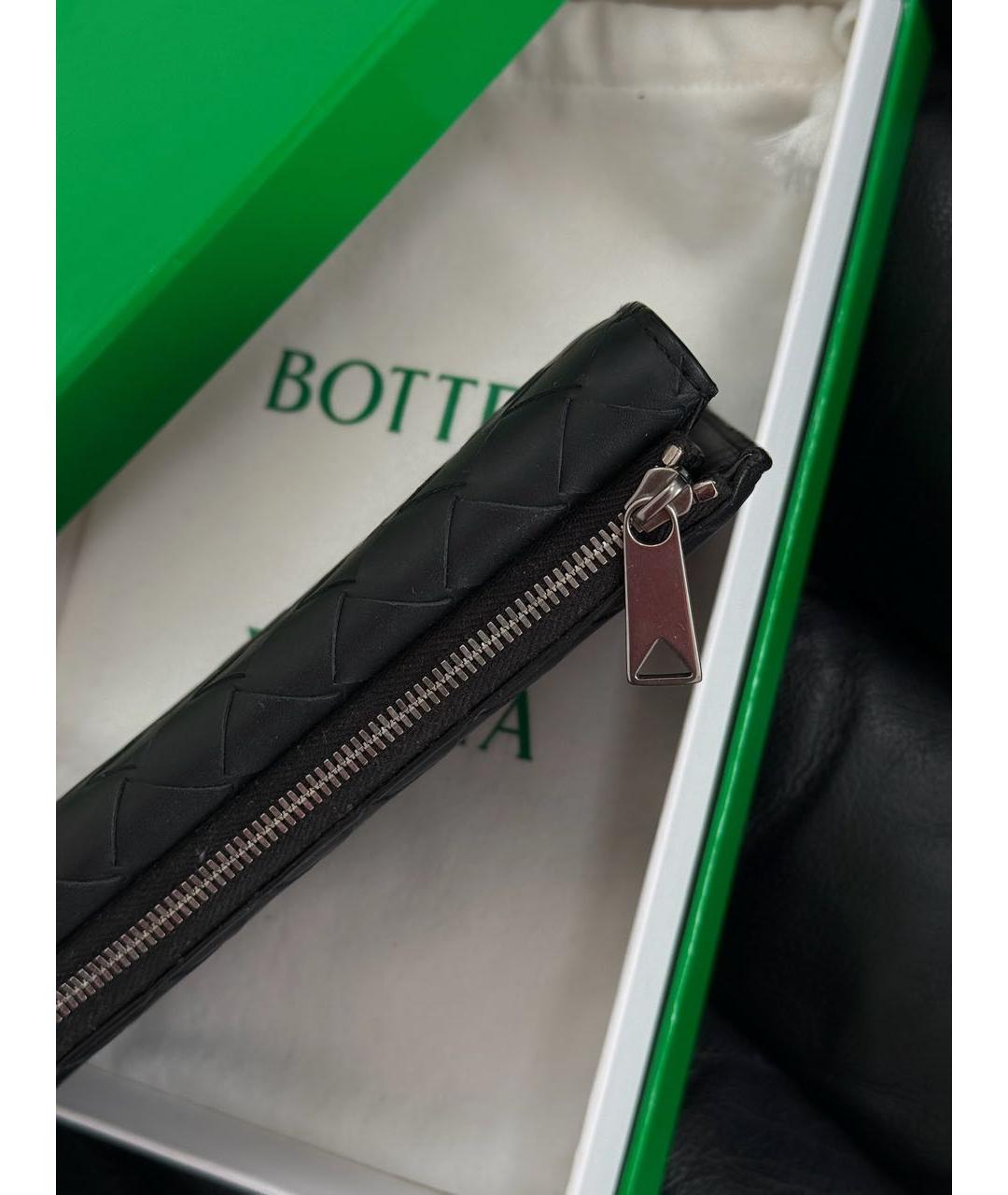 BOTTEGA VENETA Черный кожаный кошелек, фото 3