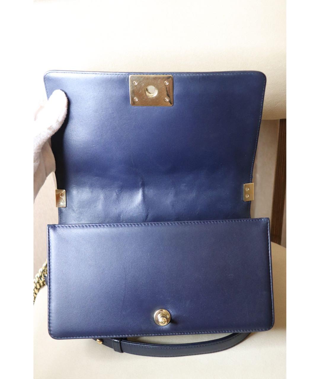 CHANEL Темно-синяя кожаная сумка через плечо, фото 6