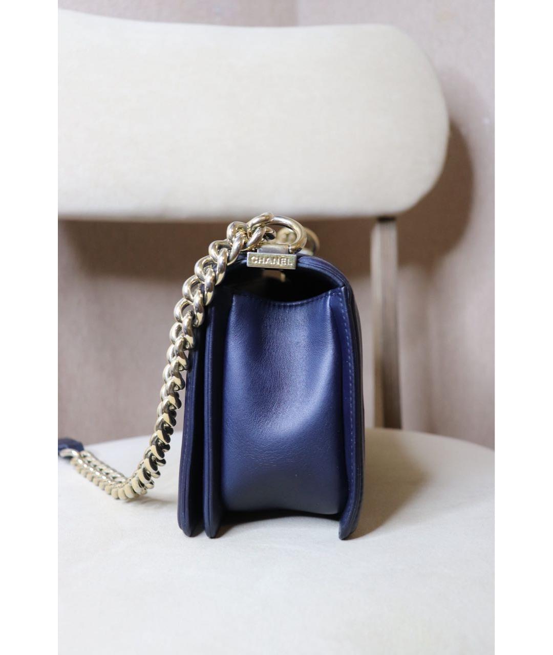 CHANEL Темно-синяя кожаная сумка через плечо, фото 4