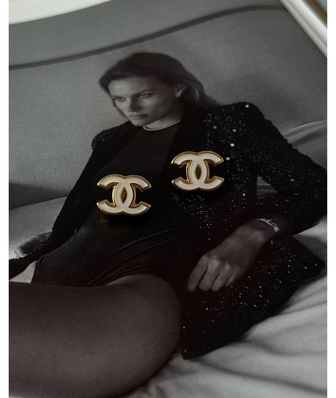 CHANEL Золотые металлические серьги, фото 3