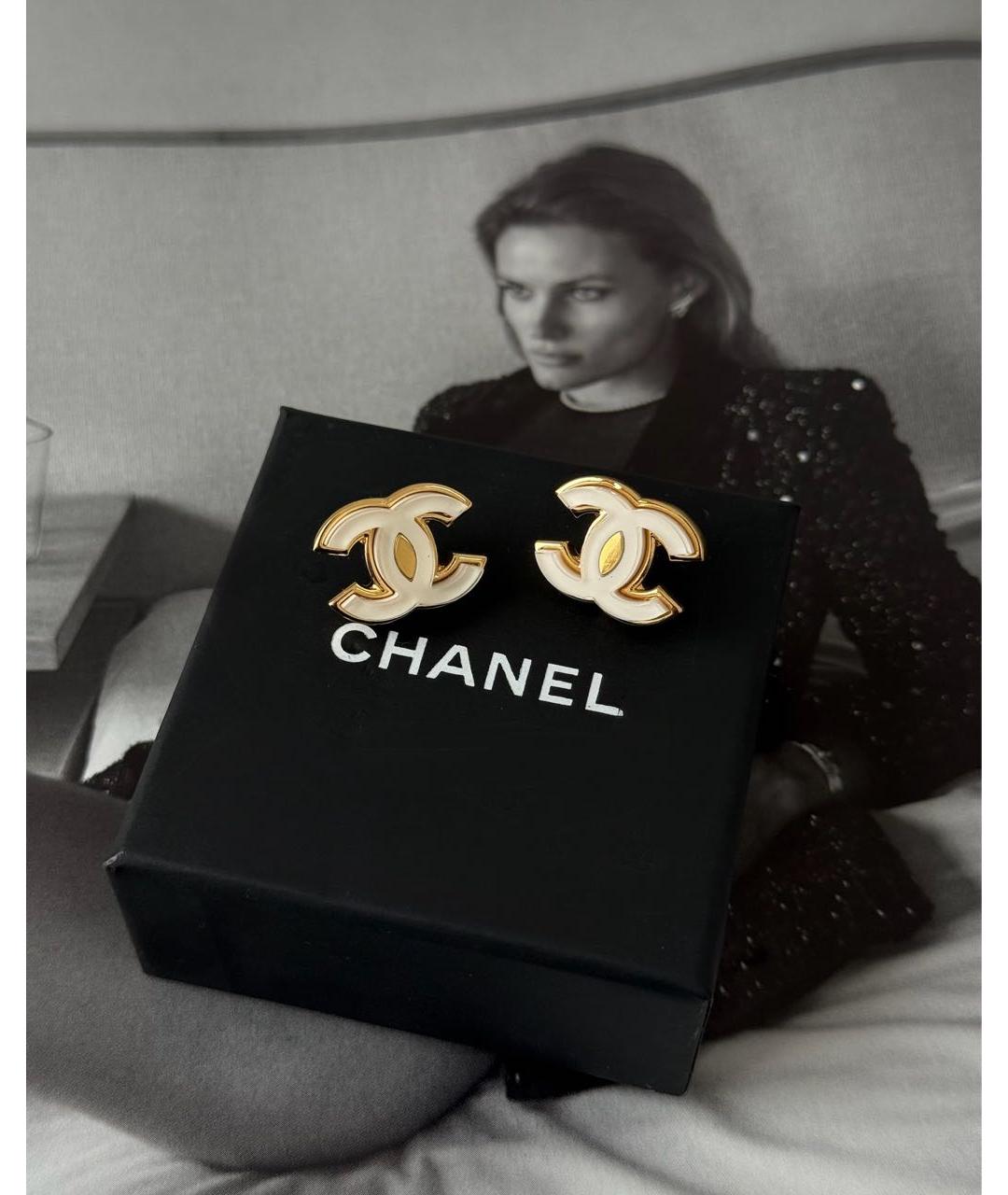 CHANEL Золотые металлические серьги, фото 5