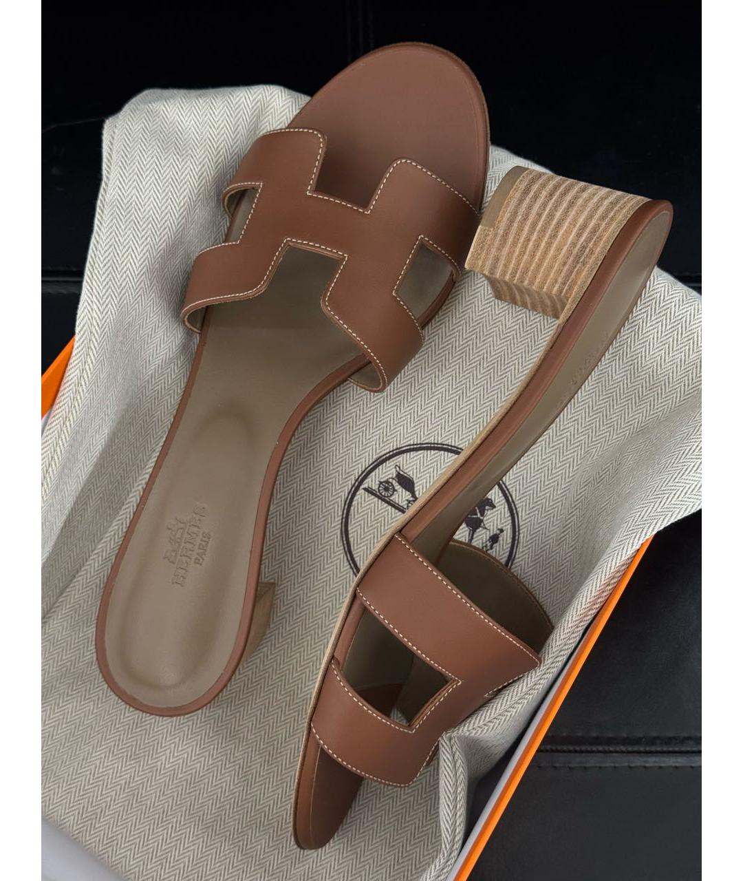 HERMES Коричневые кожаные босоножки, фото 5