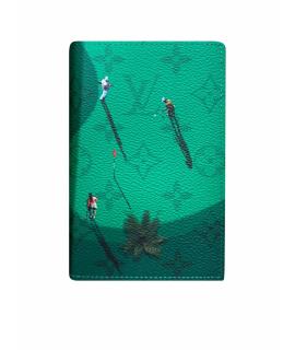 LOUIS VUITTON Обложка/футляр