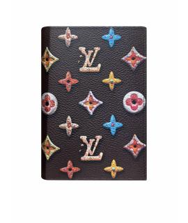 LOUIS VUITTON Обложка/футляр