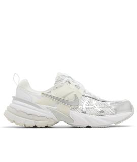 NIKE Кроссовки