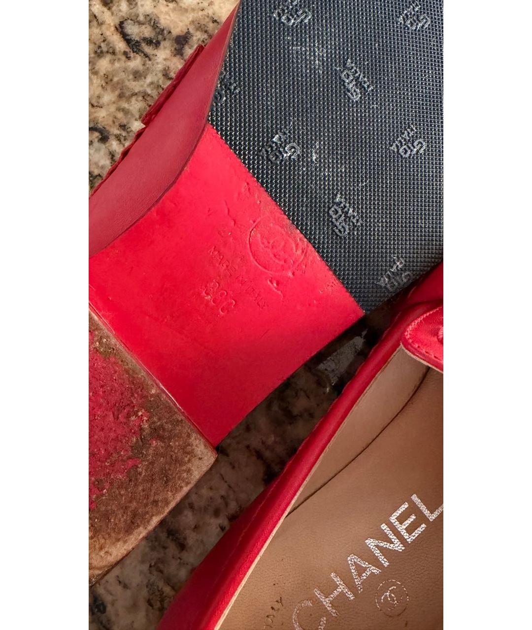 CHANEL Красные кожаные лоферы, фото 3