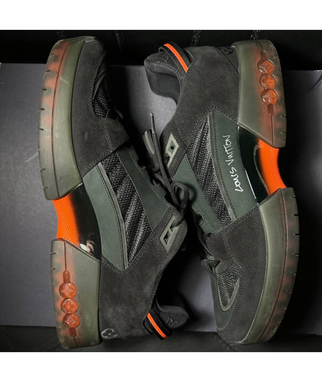 LOUIS VUITTON Черные замшевые кроссовки, фото 4