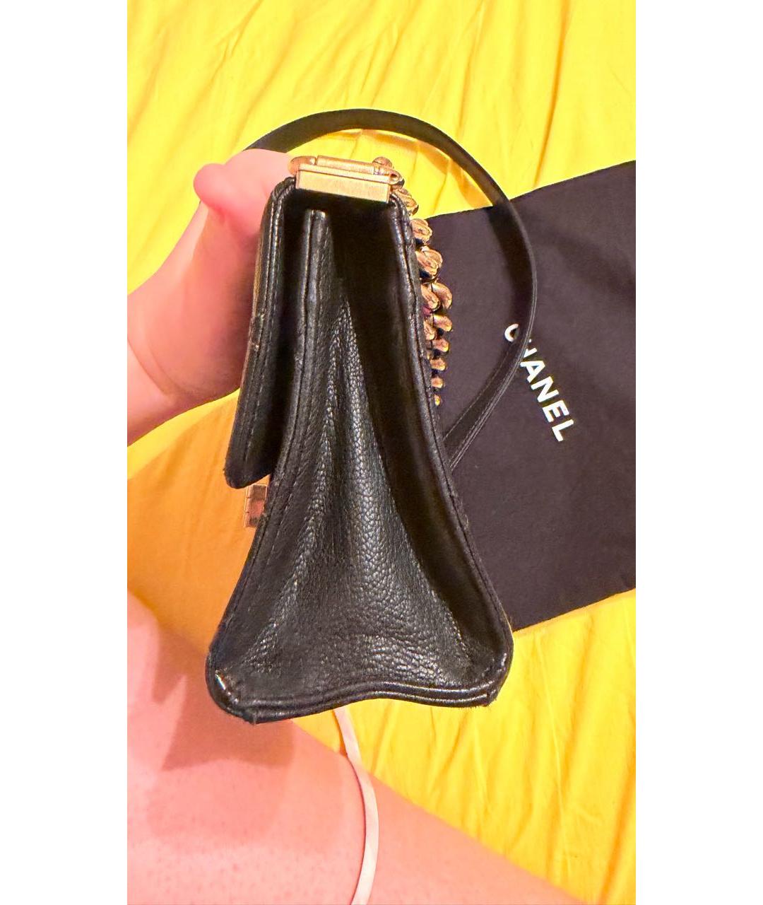 CHANEL Черная кожаная сумка через плечо, фото 2