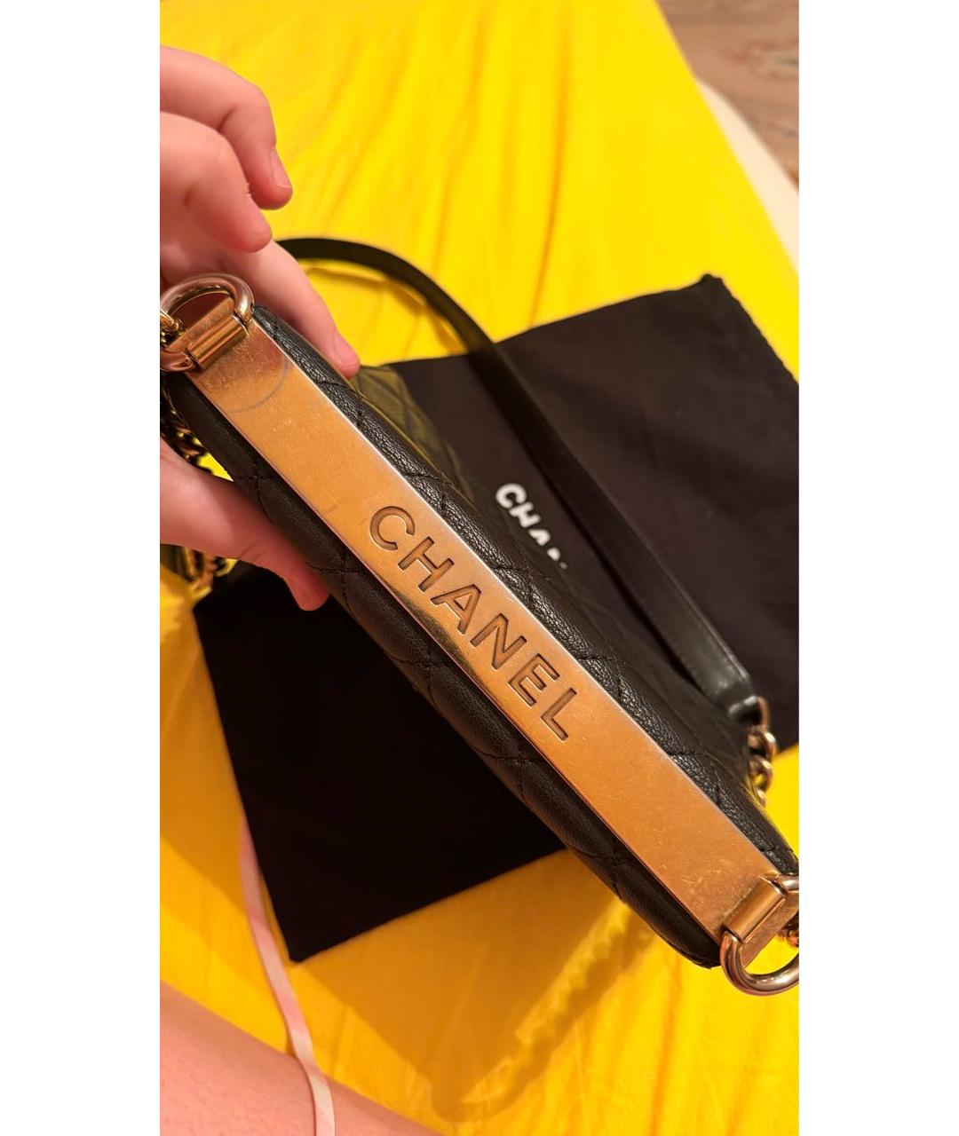 CHANEL Черная кожаная сумка через плечо, фото 3