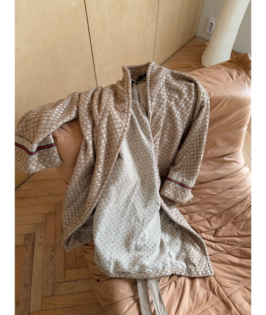 GUCCI Бежевый халаты, фото 7